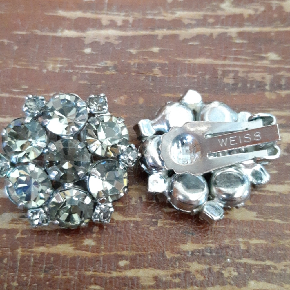 VINTAGE Weiss Black Diamond Clip on Earrings - Picture 3 of 7